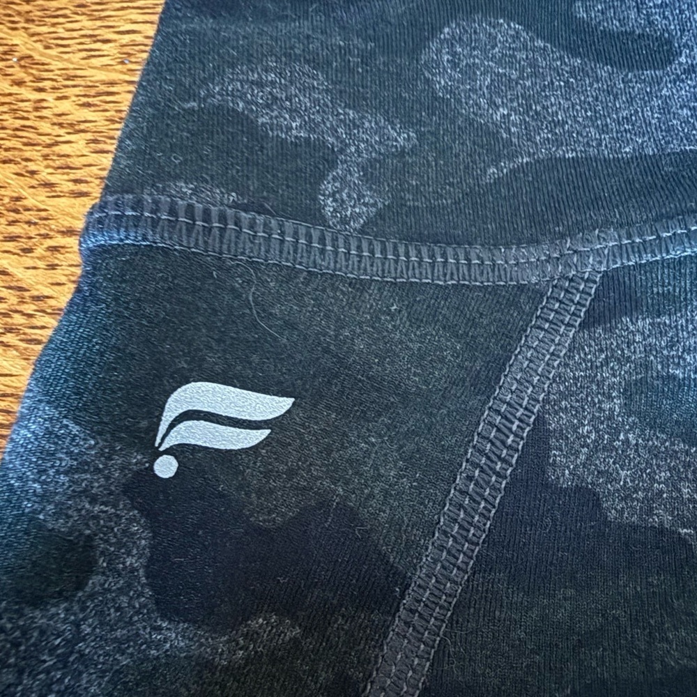 Fabletics Define Powerhold Women’s Mid-Rise Leggi… - image 5